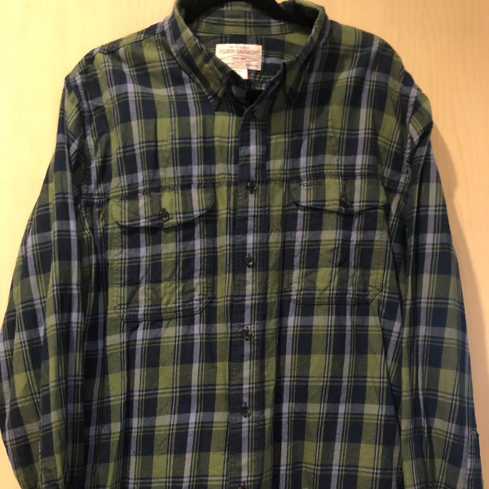 Men's Filson Plaid Long-Sleeved Button Up